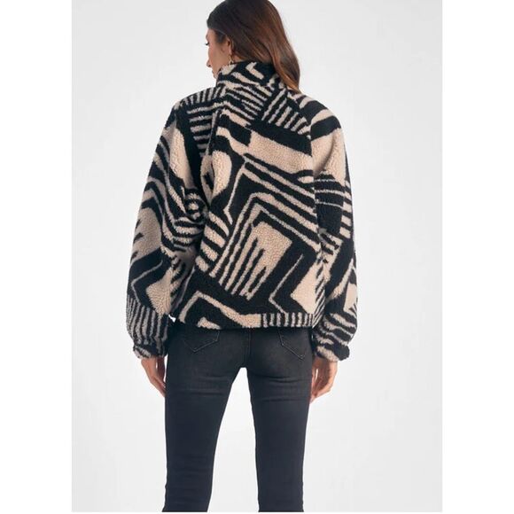 Elan Ember Sherpa Coat in Black and Beige Size S - Picture 5 of 11